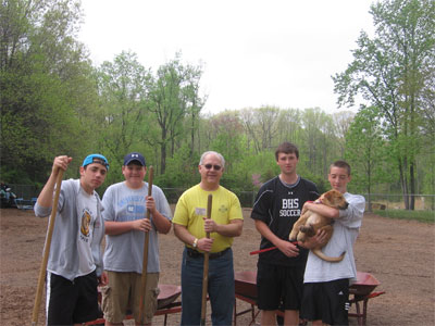 Brandywine High School Tennis Team volunteers to spread mulch for Councilman Weiner’s “Bark Park Maintenance Day” at Talley Day Bark Park on April 26, 2008